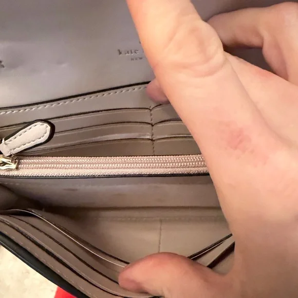 Kate Spade Black Scalloped Clutch with Chain BNWT - Picture 4 of 6